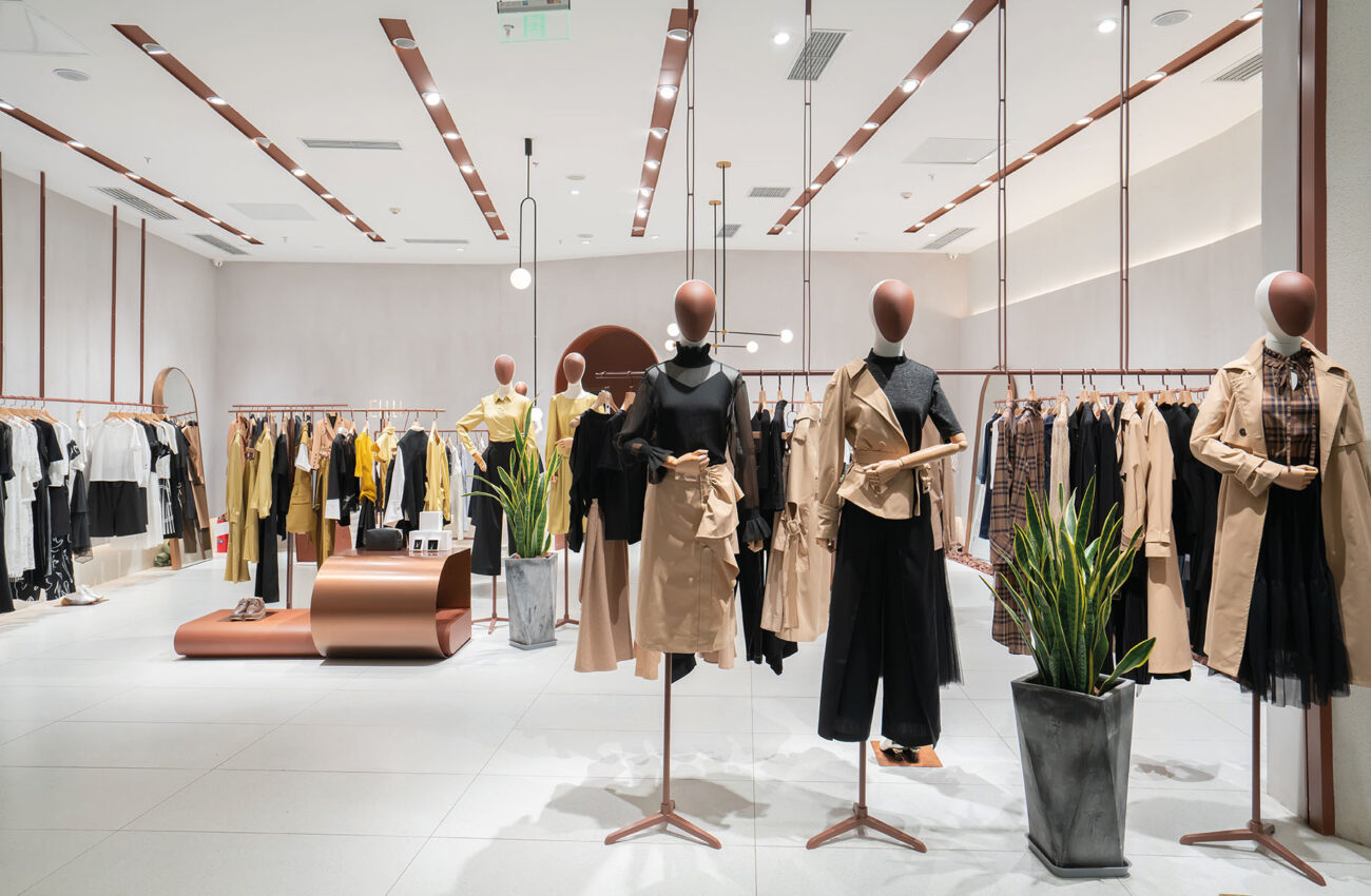 Luxury Goods Manufacturer and Retailer Store Count